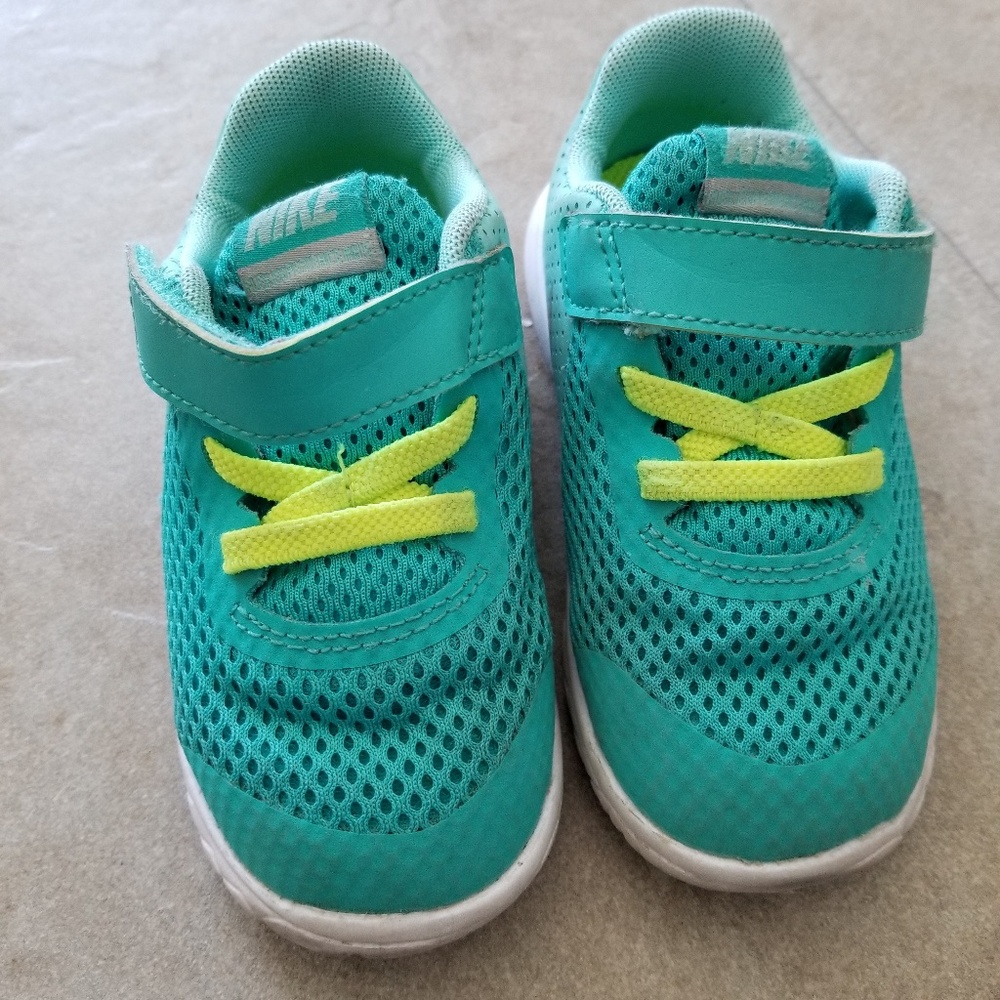 Toddler Nike size 7C